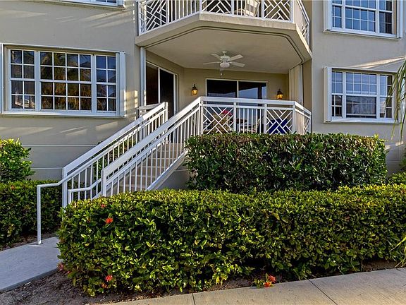 3rd image of 940 Turtle Cove Ln APT 108