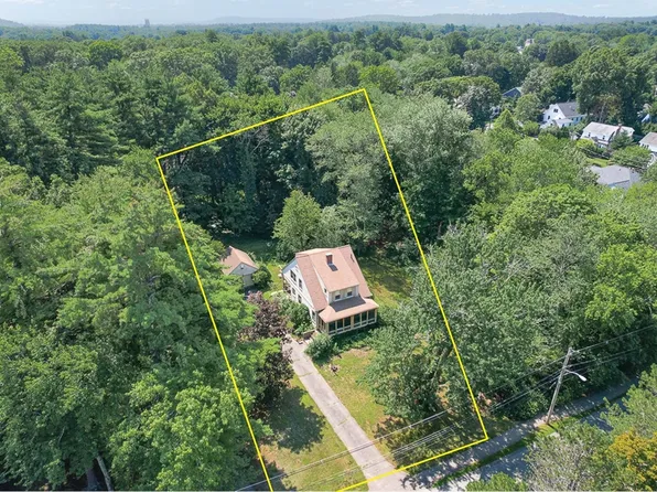 53 Elmwood Rd, Wellesley, MA 02481