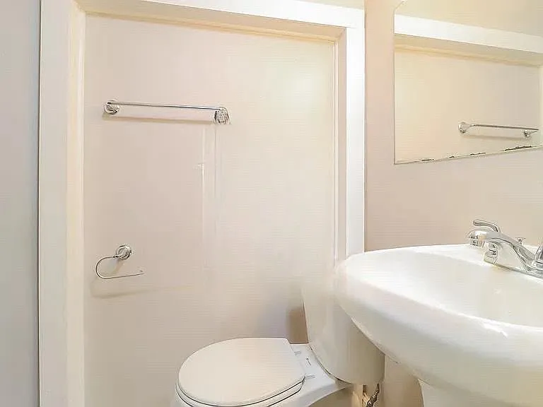26636 Parkington St #1 — Photo 9