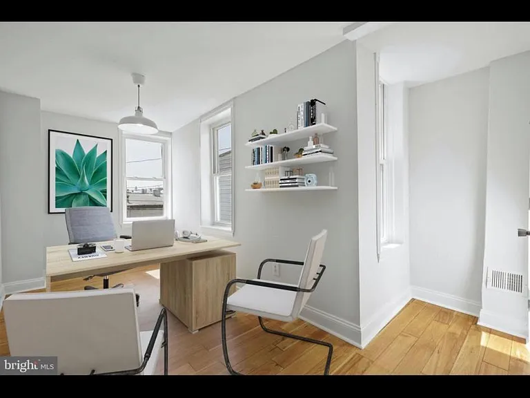 1640 S Charles St — Photo 34