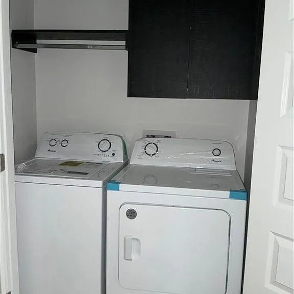 3904 Ventura Ave #1 — Photo 8