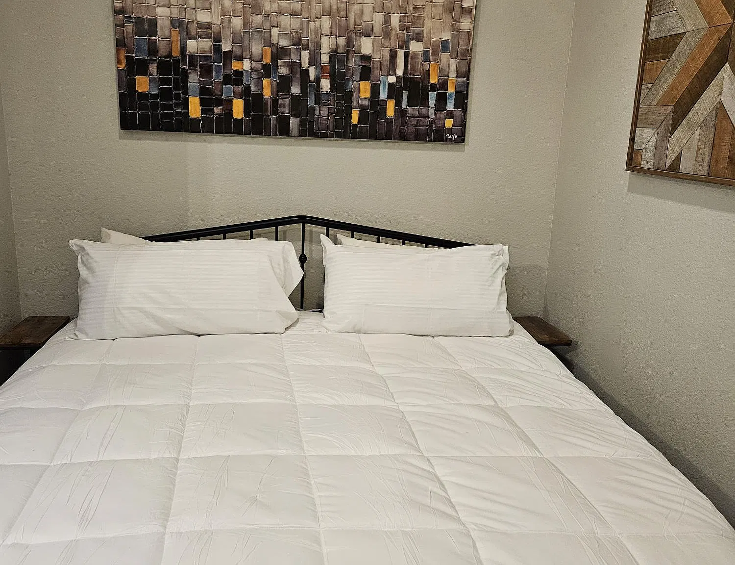 Studio, 224 sqft, $1,260 — Photo 3