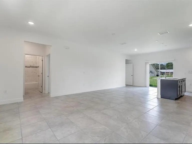 550 Marion Oaks Blvd — Photo 8
