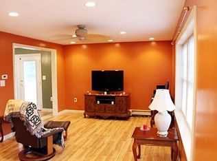 24 Rennie Dr, Blackstone, MA 01504