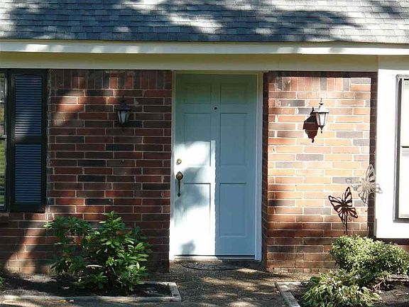2nd image of 1828 Boulinwood Ln