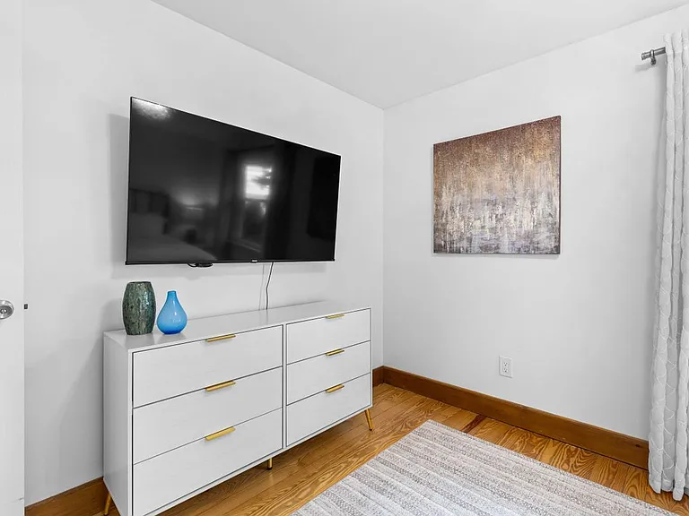 6 Harbour Ln — Photo 17
