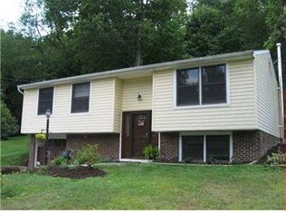 1608 Madsen Dr, Glenshaw, PA 15116