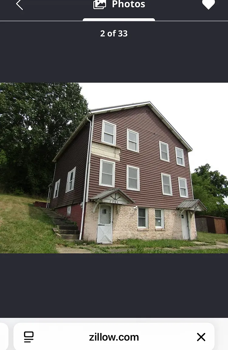 904-905 Oak St — Photo 1