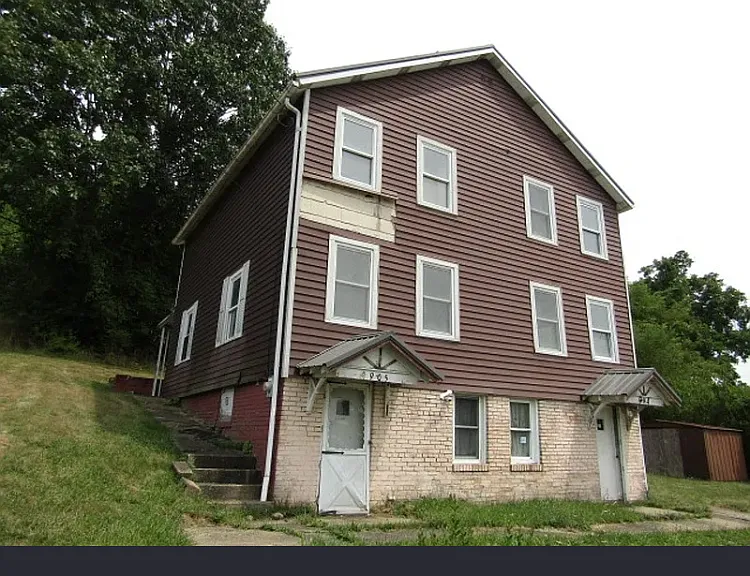 904-905 Oak St #1 — Photo 1