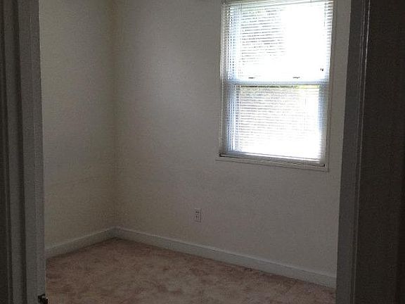 5th image of 5012 Bangor Dr
