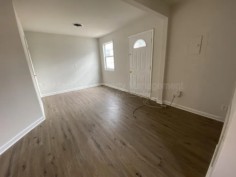 209 Hamilton St #A — Photo 5