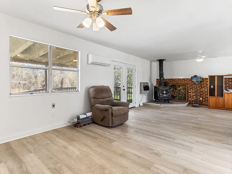 5519 Kincer Rd — Photo 3