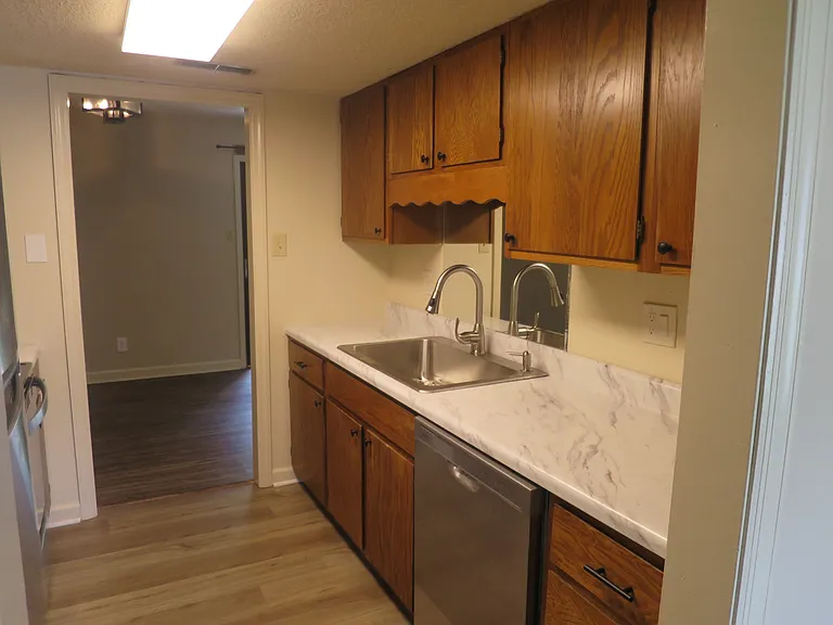 9019 Countryside Ln #D — Photo 2