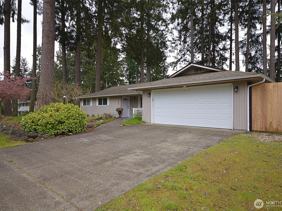 1st image of 6909 33rd Avenue SW