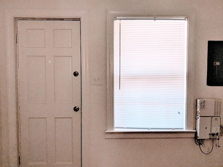 3308 Ellwood Ave.* — Photo 11