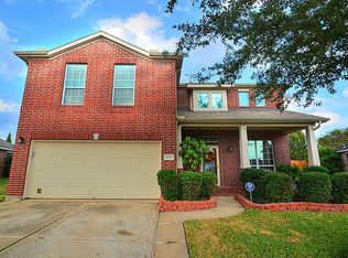 1802 Majestic Ln, Baytown, TX 77521