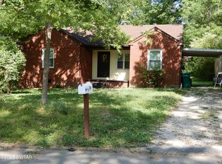 124 Northside Dr, Jackson, TN 38301