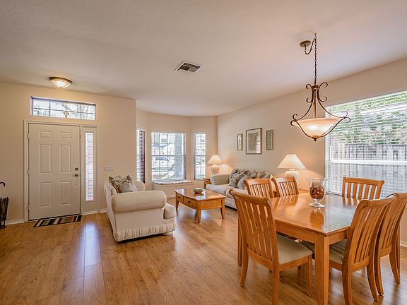 2nd image of 3723 Hollow Wood Dr