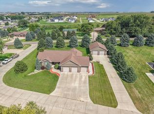104 Deer Run, Rock Valley, IA 51247