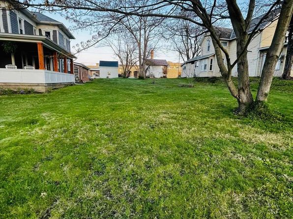 415 S Market St, Danville, OH 43014