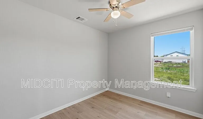 7210 John Palmer Dr #101 — Photo 26