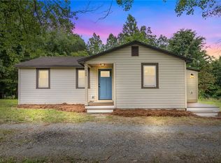 1524 Randolph Tabernacle Rd, Asheboro, NC 27203