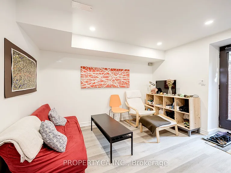 14 Bellwoods Ave — Photo 4