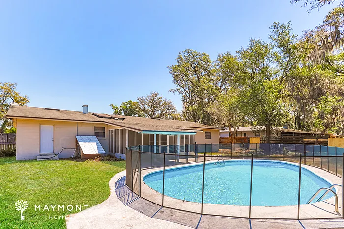 Building Photo - 2742 Holly Ridge Dr