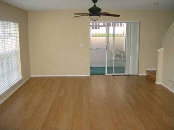5th image of 2897 Thaxton Dr APT 63