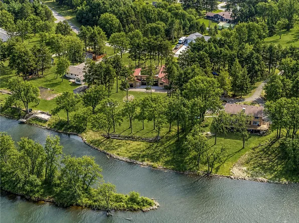 17731 Gayle Dr, Little Falls, MN 56345