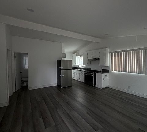 3rd image of 8444 Stewart & Gray Rd #1