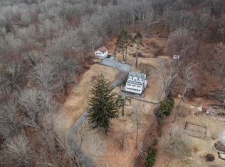 136 Titicus Rd, North Salem, NY 10560