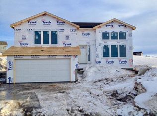 513 Fields Ct, Mandan, ND 58554