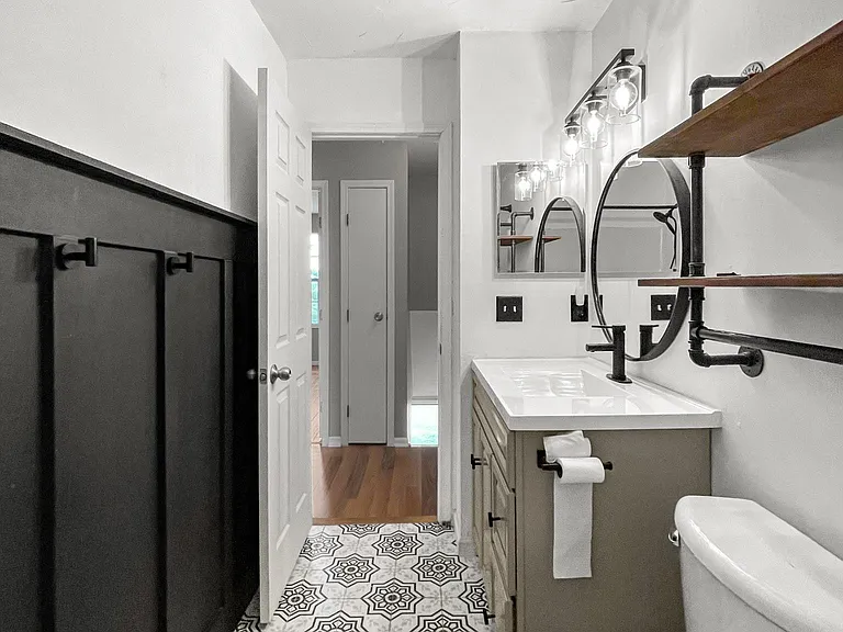 4961 Singleton Dr — Photo 30