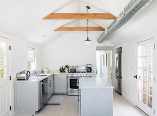 21 Roosevelt Ave, East Hampton, NY 11937