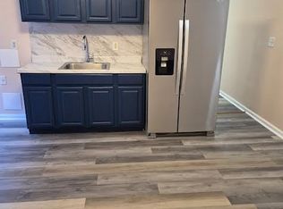 21 Edgewood St #2, Hartford, CT 06112