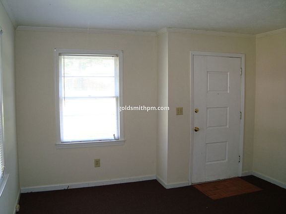 4th image of 7B Lora Ln