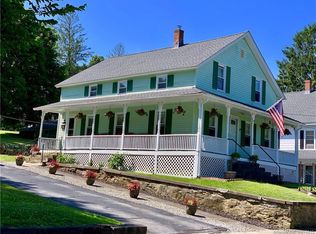 36 Oak St, Griswold, CT 06351