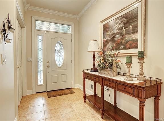 4th image of 326 Damiano Way