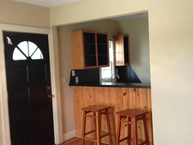 731 Jenkins Ave — Photo 2