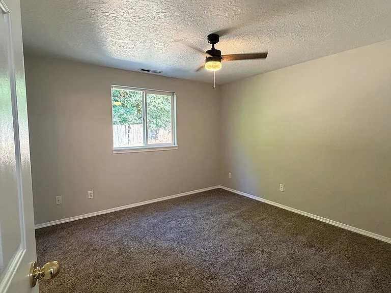 5408 Lark St SE — Photo 12