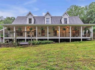 143 Navajo Trl, Rydal, GA 30171