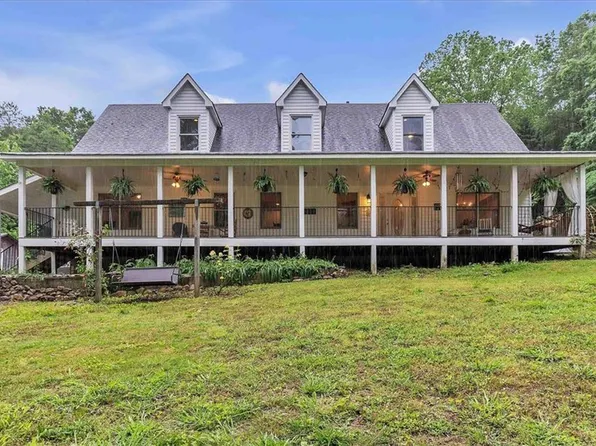 143 Navajo Trl, Rydal, GA 30171