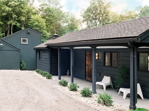 6 Willow Road, Weston, CT 06883