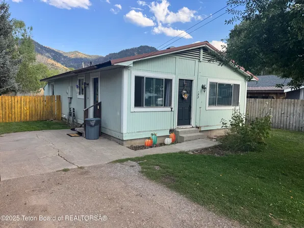 155 Madison St, Afton, WY 83110
