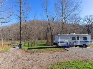 6895 Simmons Rd, Cambridge, OH 43725