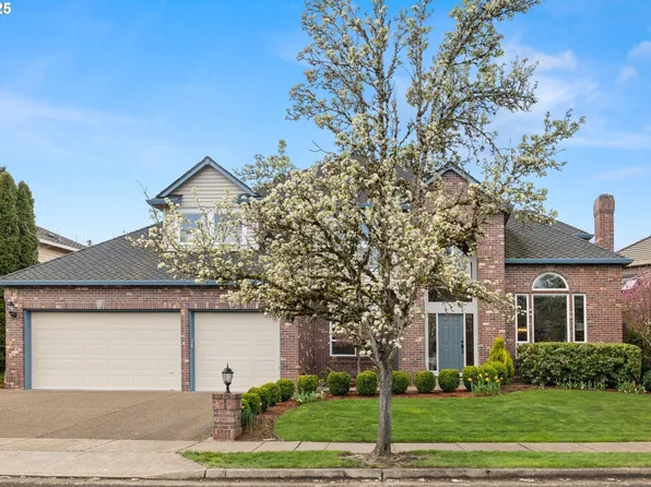 16610 NW Mission Oaks Dr, Beaverton, OR 97006