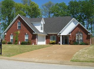 143 Southern Hills Dr, Medina, TN 38355