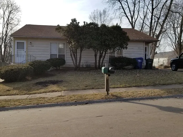 5314 N Linwood Ave — Photo 2
