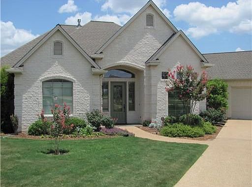 3rd image of 4501 Diamond Ct